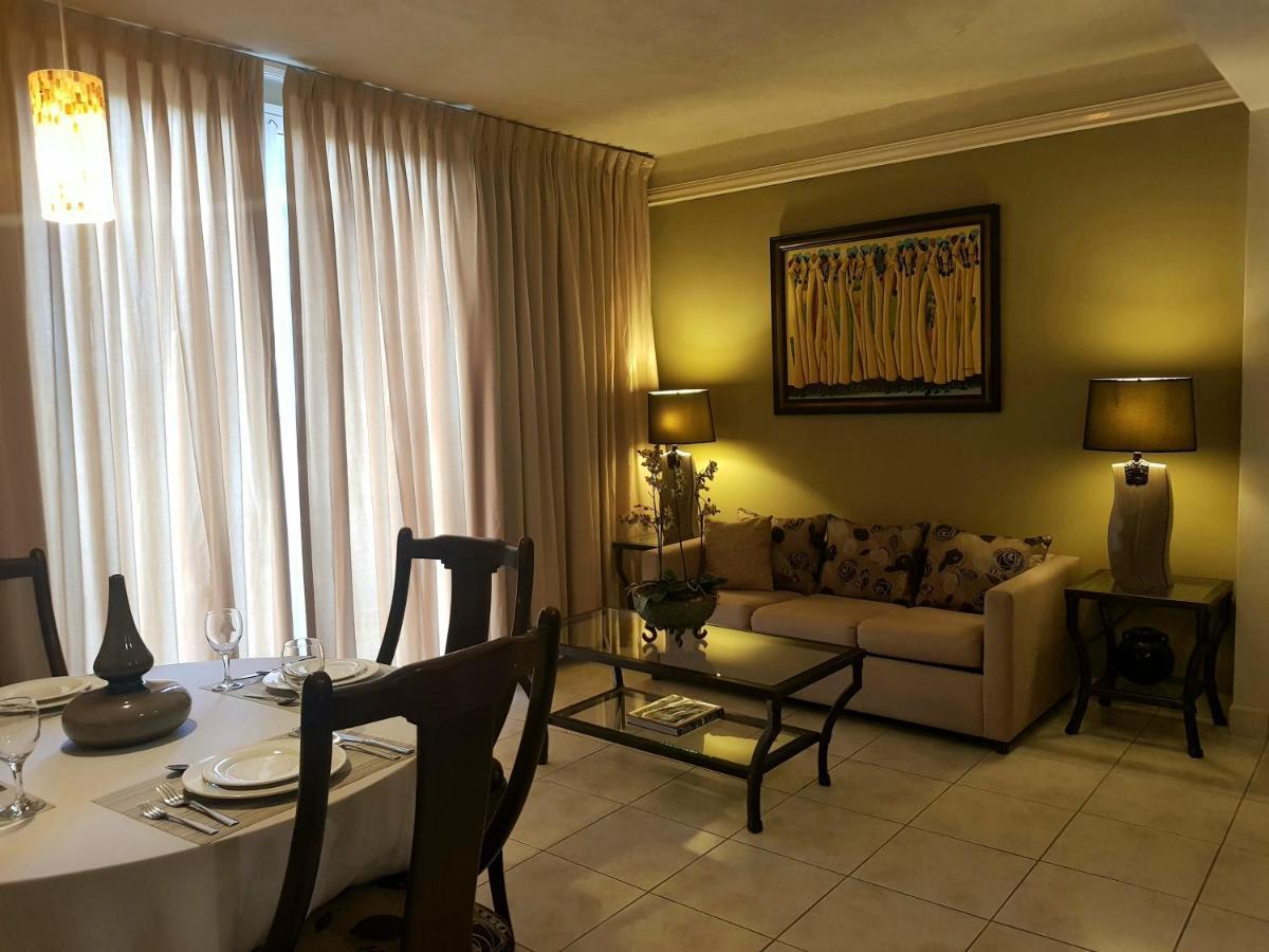 Los Altos Apartments & Studios ماناجوا المظهر الخارجي الصورة