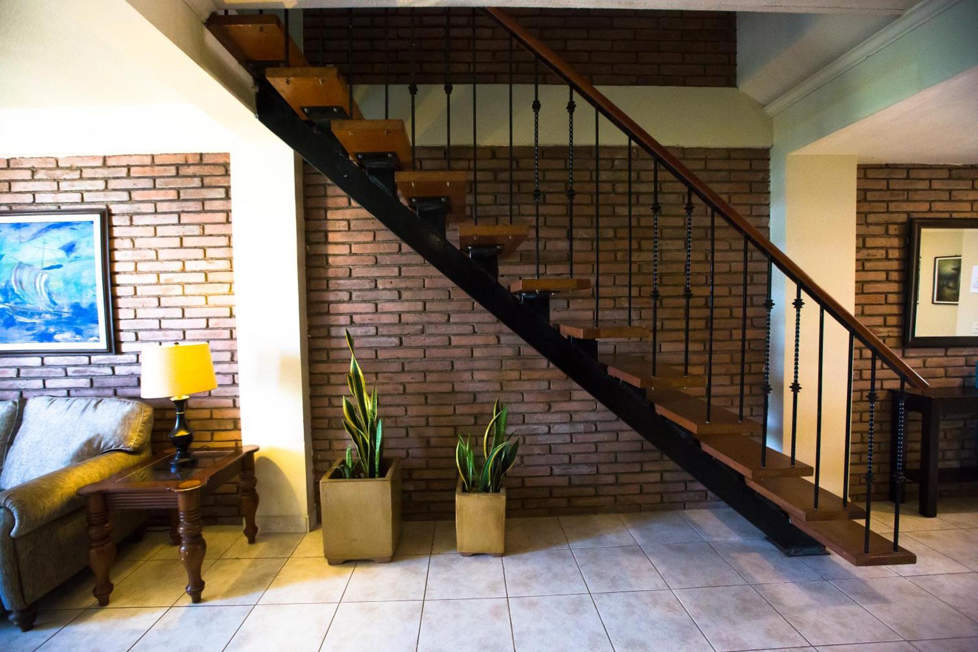Los Altos Apartments & Studios ماناجوا المظهر الخارجي الصورة