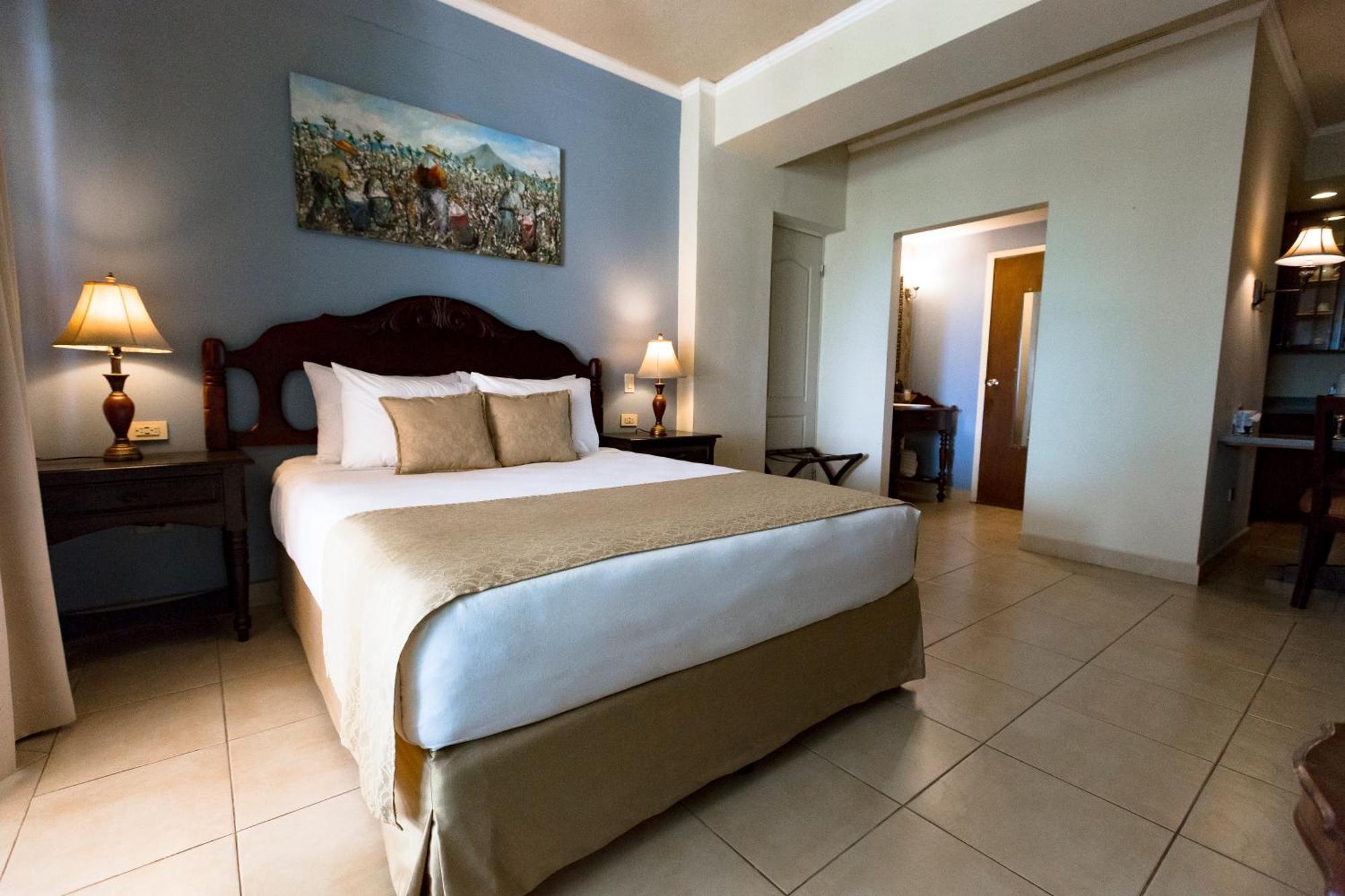 Los Altos Apartments & Studios ماناجوا المظهر الخارجي الصورة