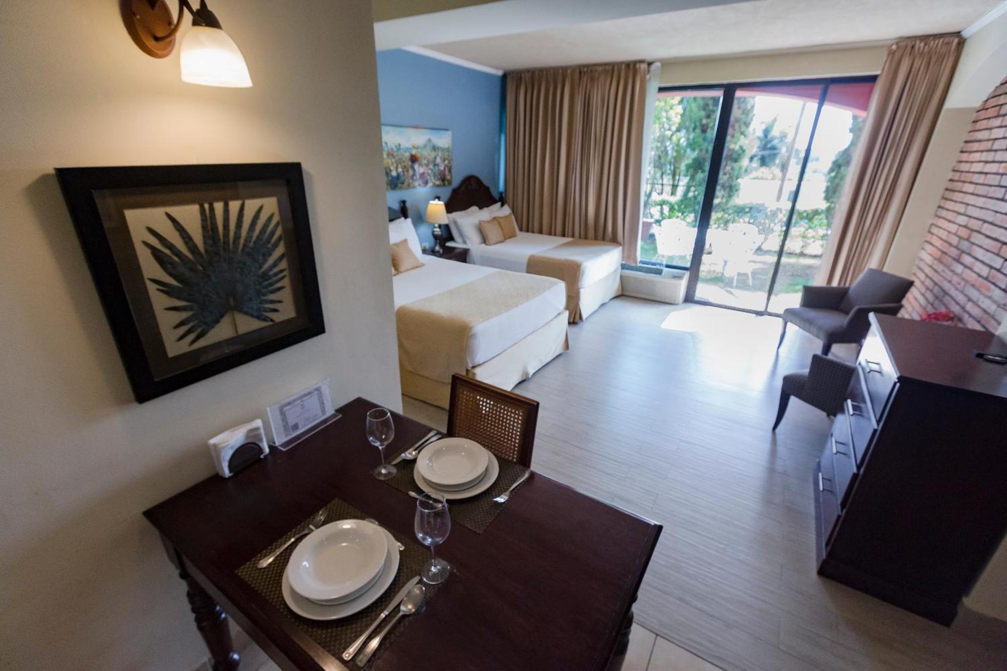Los Altos Apartments & Studios ماناجوا المظهر الخارجي الصورة