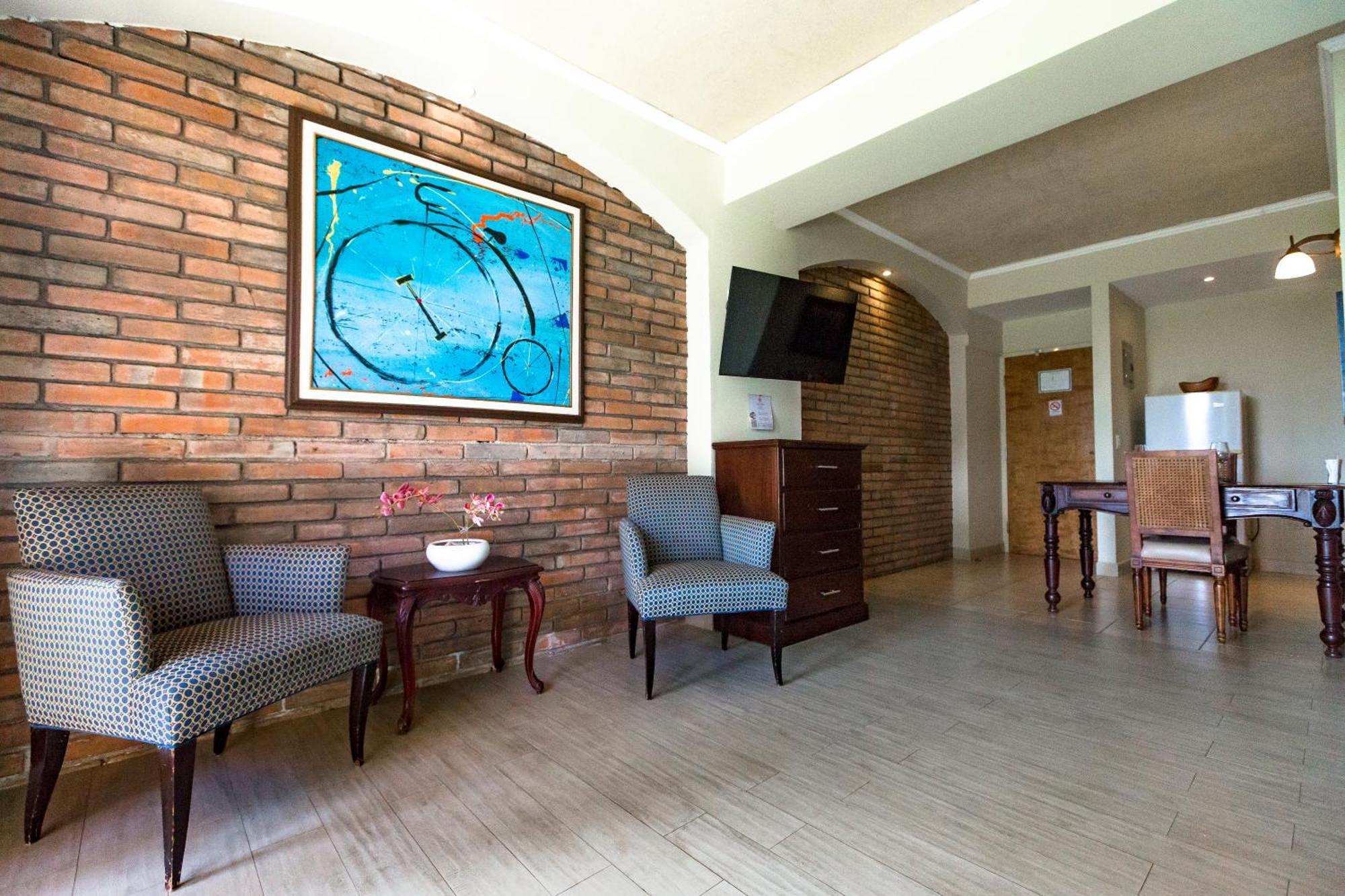 Los Altos Apartments & Studios ماناجوا المظهر الخارجي الصورة